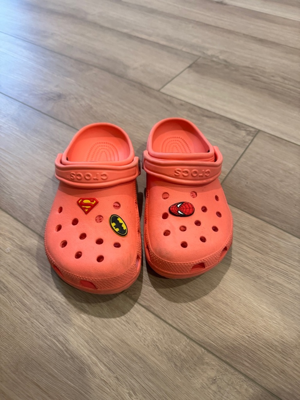 Coral crocs